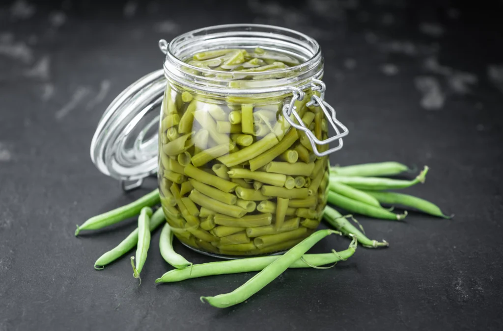 Beans, snap, green, canned, regular pack, drained solids