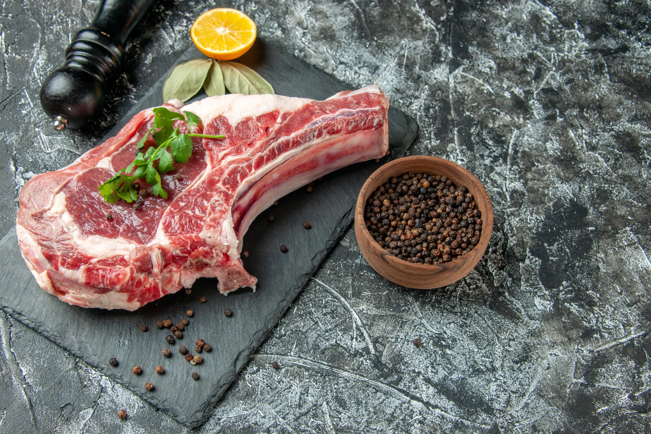 Beef, short loin, porterhouse steak, separable lean only, trimmed to 18 fat, select, raw