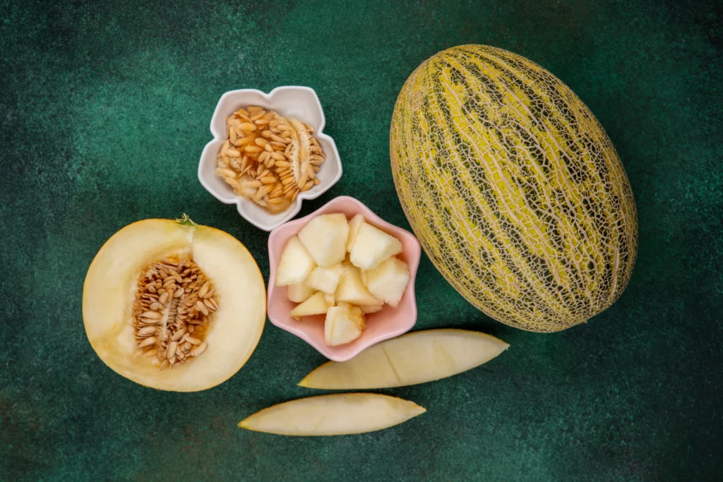 Melons, cantaloupe, raw