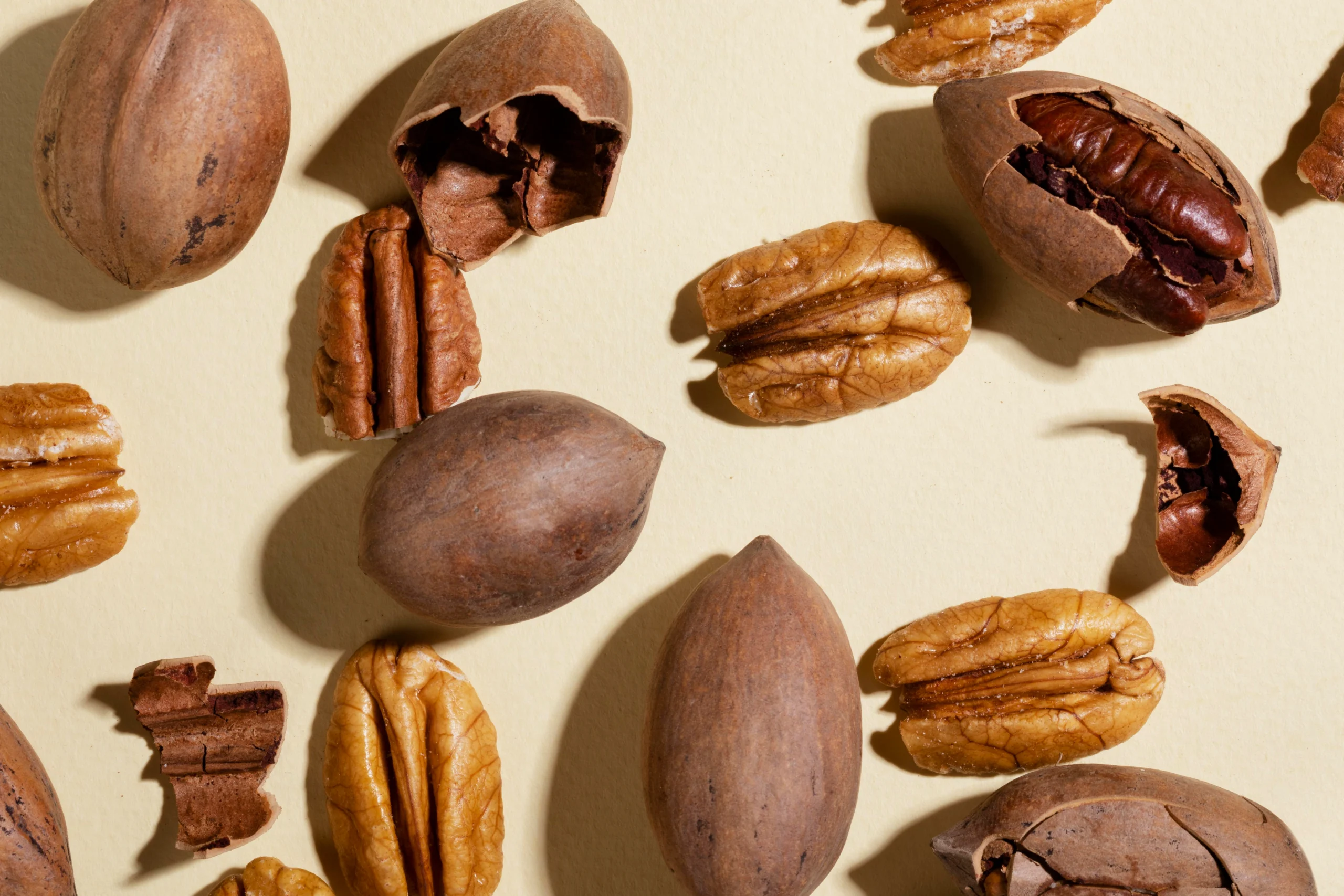 Nuts, pecans, halves, raw