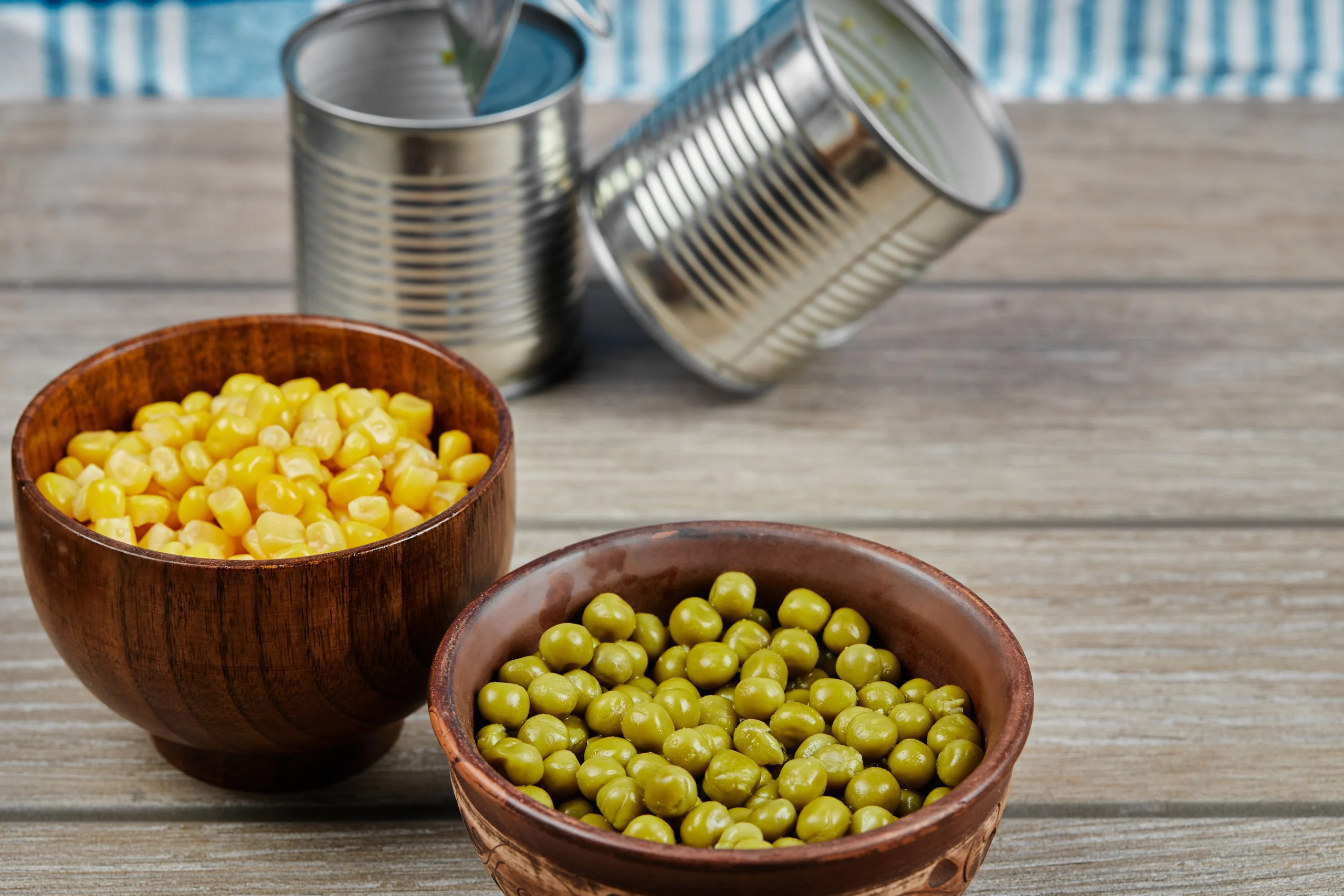 Peas, green, sweet, canned, sodium added, sugar added, drained and rinsed