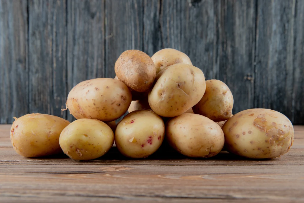Potatoes, russet, without skin, raw